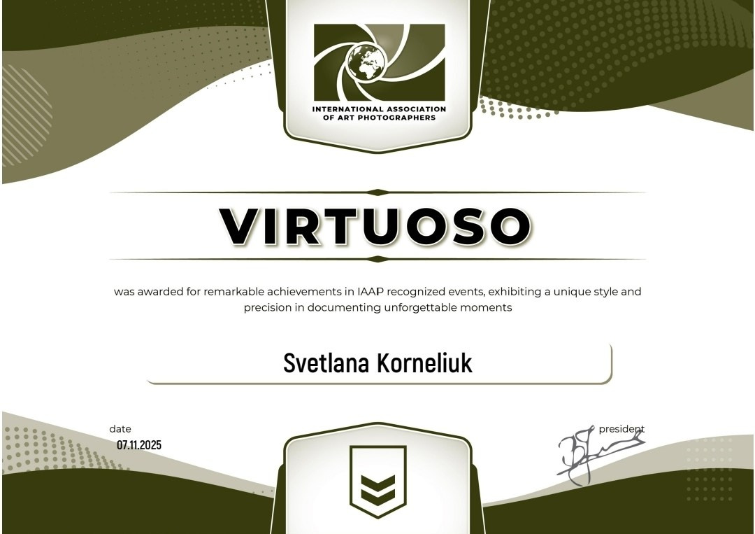 Svetlana Korneliuk, a photographer in Yekaterinburg, has received VIRTUOSO IAAP status