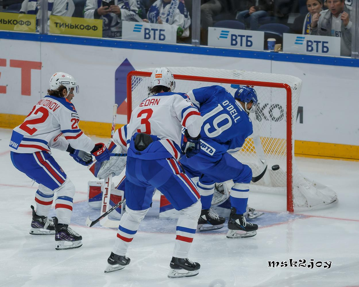 Фоторепортаж. КХЛ. «Динамо» (Москва) — СКА (Санкт-Петербург). Михаил Тоцкий портретный и репортажный фотограф в Москве