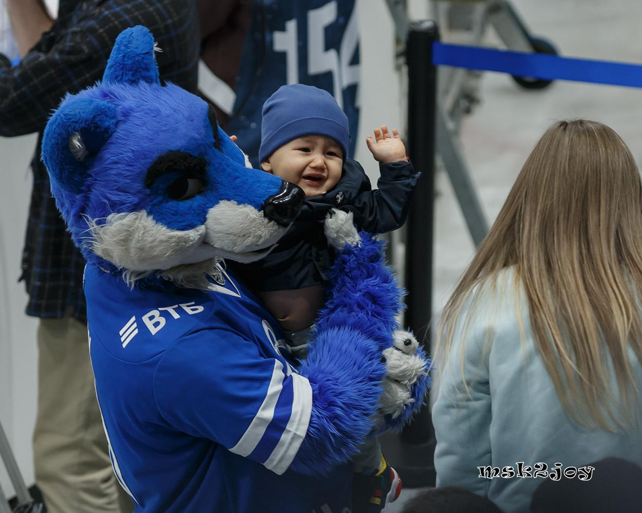 Фоторепортаж. КХЛ. «Динамо» (Москва) — СКА (Санкт-Петербург). Михаил Тоцкий портретный и репортажный фотограф в Москве
