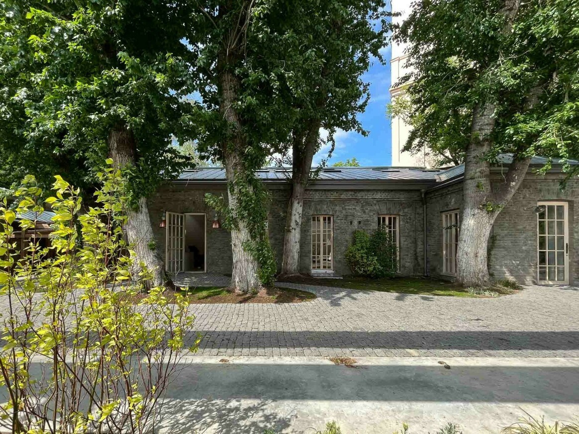 Регистрация брака и свадебная фотосессия в пространстве Яуза Плейс. Свадебный фотограф Москва — Сергей и Татьяна