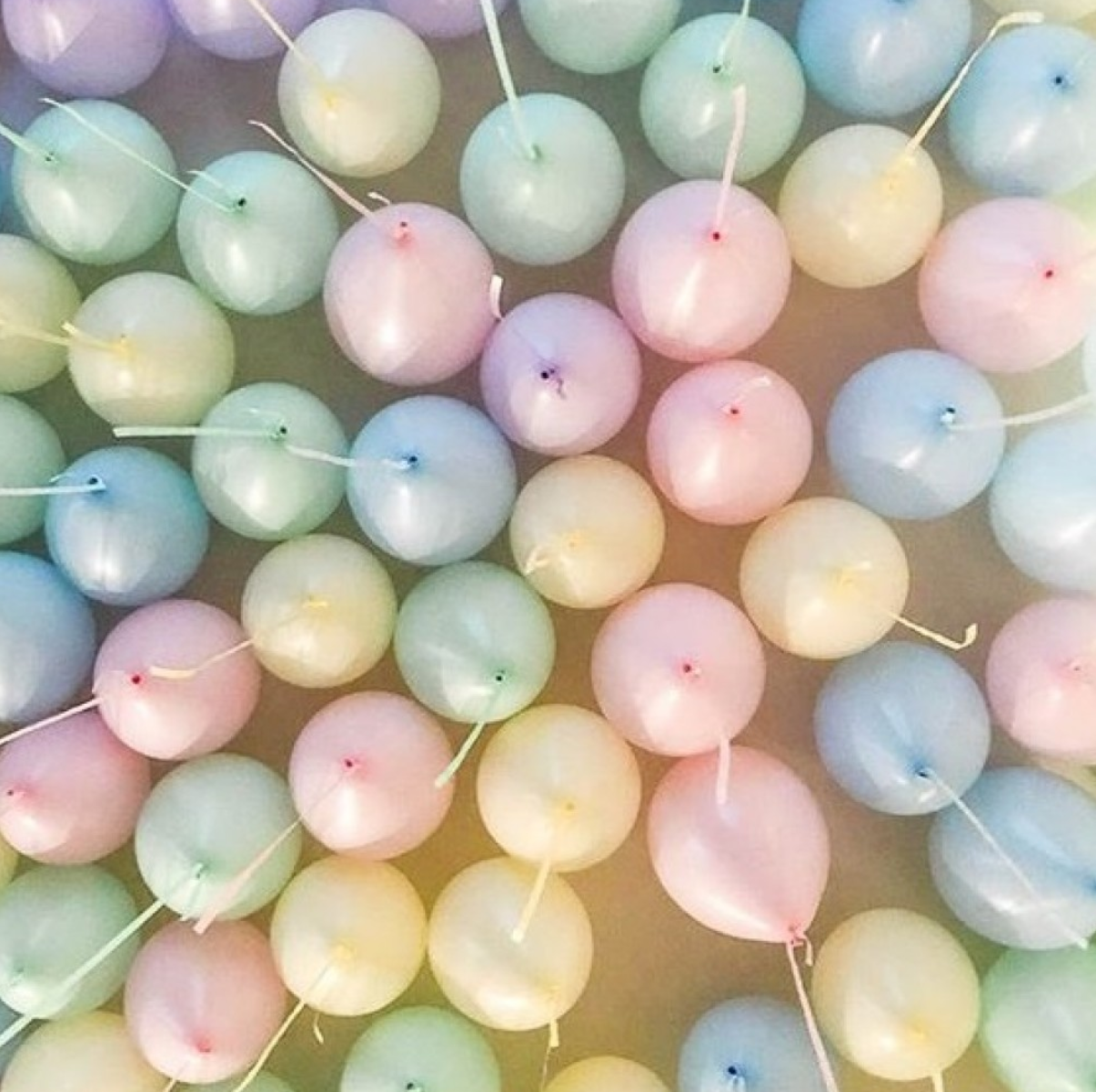 Prodavnica balona Novi Sad Prodavnica balona Beograd. Шары с гелием, фотозоны Нови Сад Белград. Balone i dekoracije od balona Novi Sad Beograd