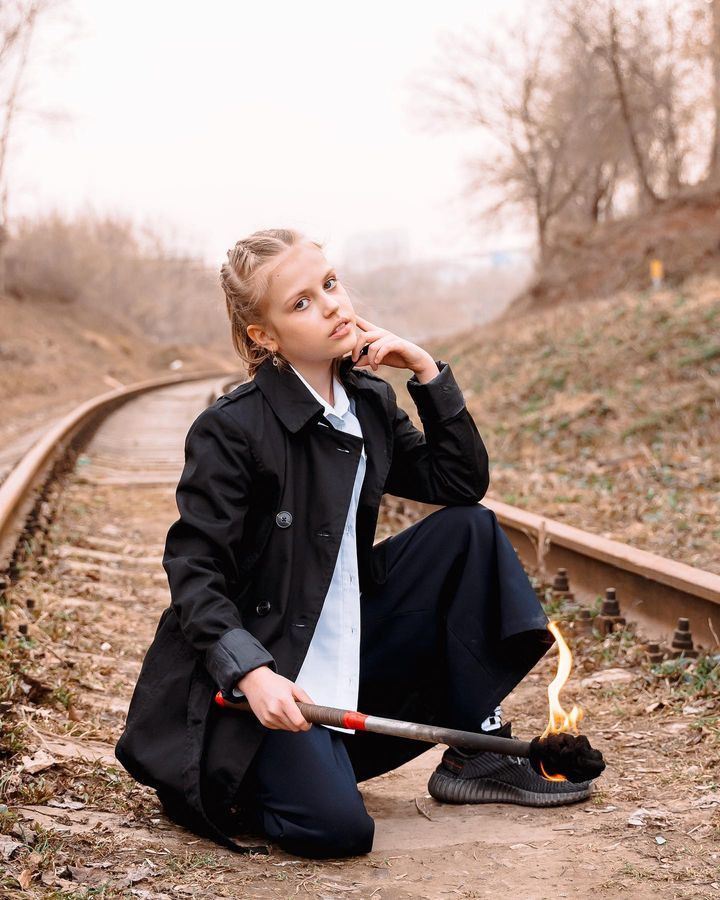 «Ваши дети дома?». Модель подросток Кристина Шэр в Москве