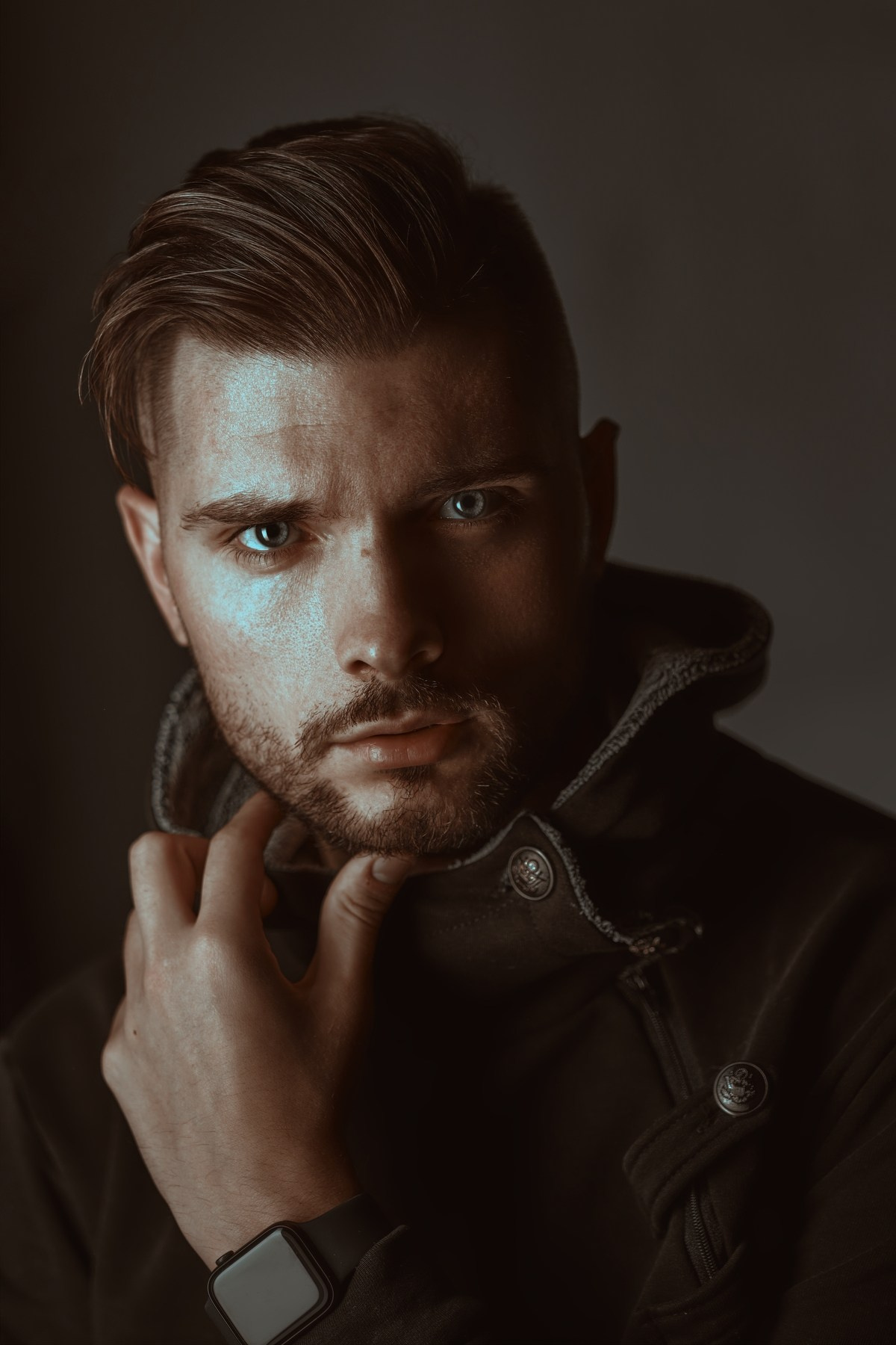 Мужская фотосессия в Москве — стильно и профессионально