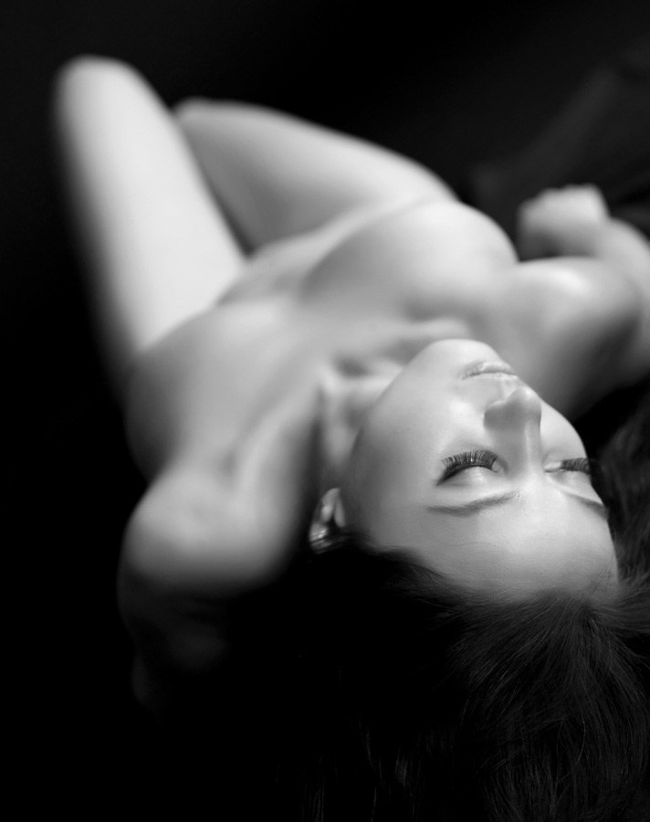 Фотосъемка индивидуальная Алматы. Фотостудия Алматы. Фотосъемка Алматы. Фотосессия Алматы. Фотокурсы. Обучение фотографии. Аренда студии