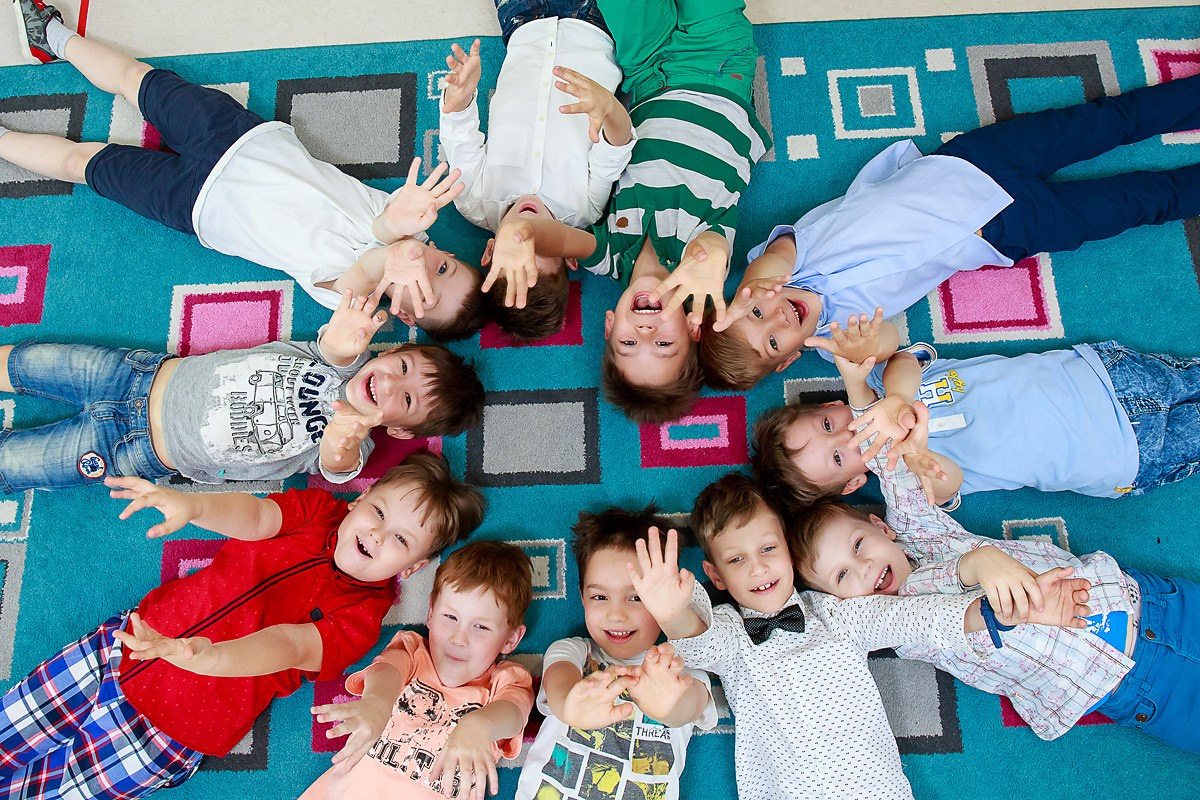 Детский фотограф в Минске- на выпускной, день рождения, детский сад