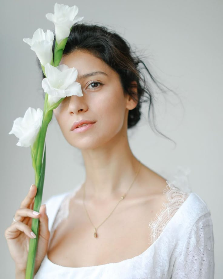 Фотосессии с живыми цветами в Железнодорожном