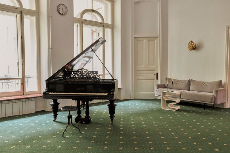 Лучшие фотостудии Санкт-Петербурга для свадебной фотосъемки. Фото и Видеосъемка на ваше мероприятие. Александр Романов