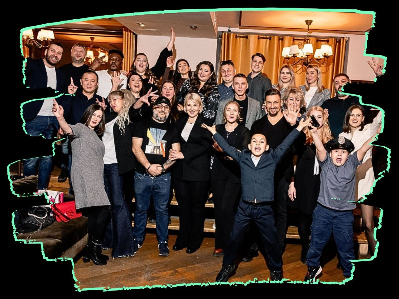 Ведущий + диджей + 1 из 8 моих услуг в подарок!