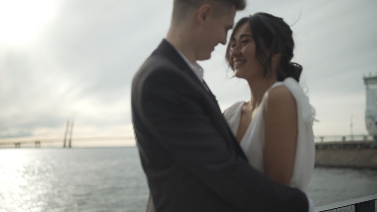 Свадебный видеооператор Владимир Таирян. Портретный и свадебный фотограф Алла Карени Москва