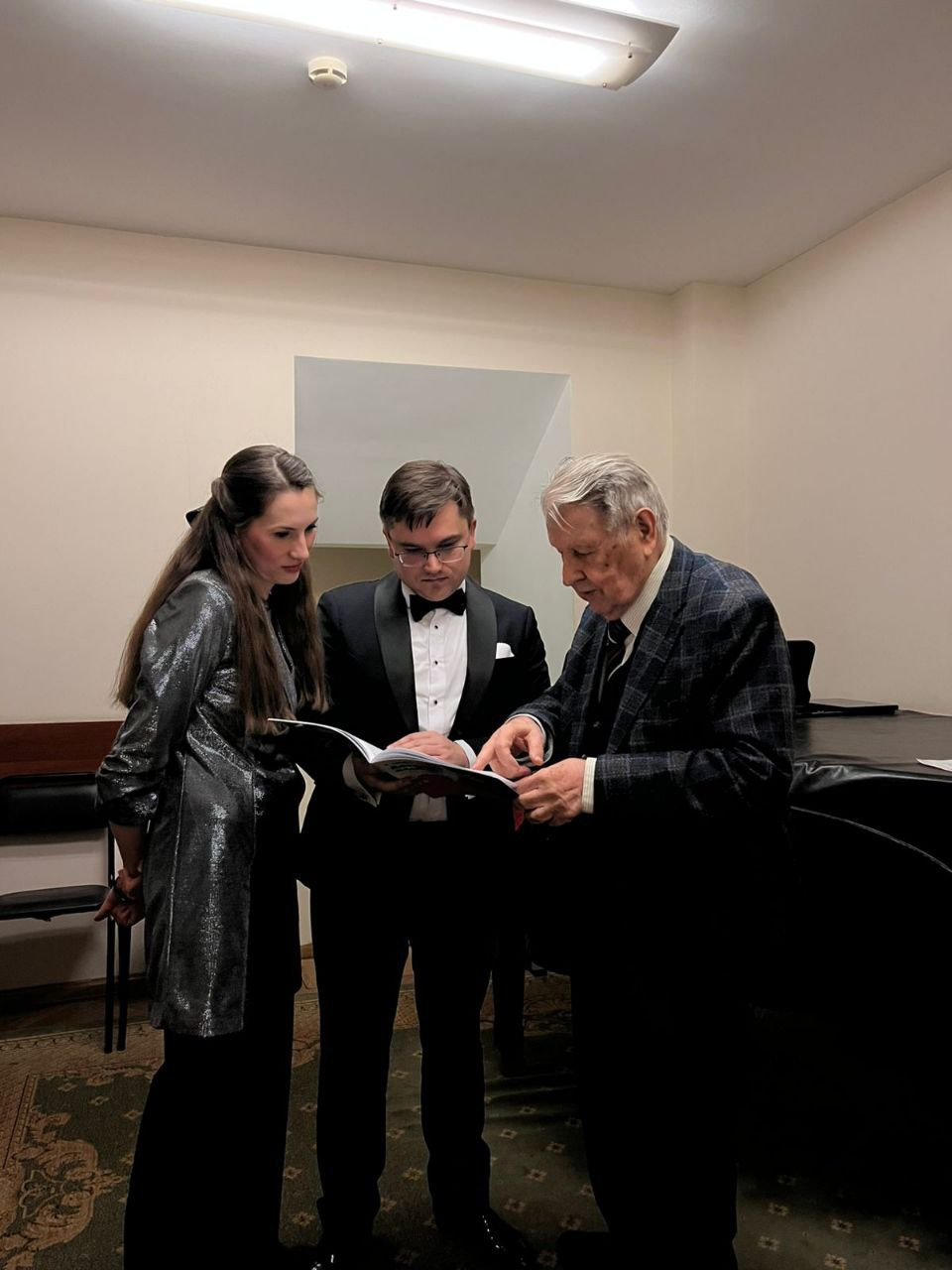 Концерт «Музыка в садах Испании, Аргентины и Франции» прошёл в Малом зале Московской консерватории. Дмитрий Бородаев