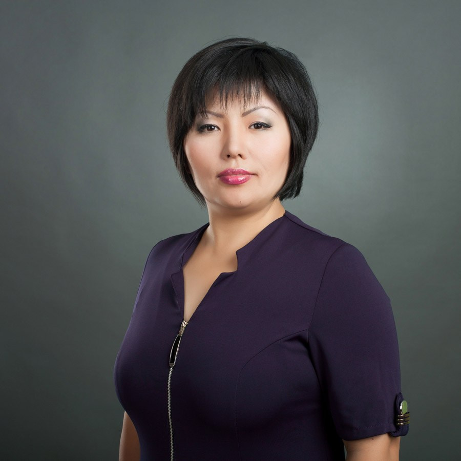 Деловой (бизнес) портрет. Фотостудия Алматы. Фотосъемка Алматы. Фотосессия Алматы. Фотокурсы. Обучение фотографии. Аренда студии