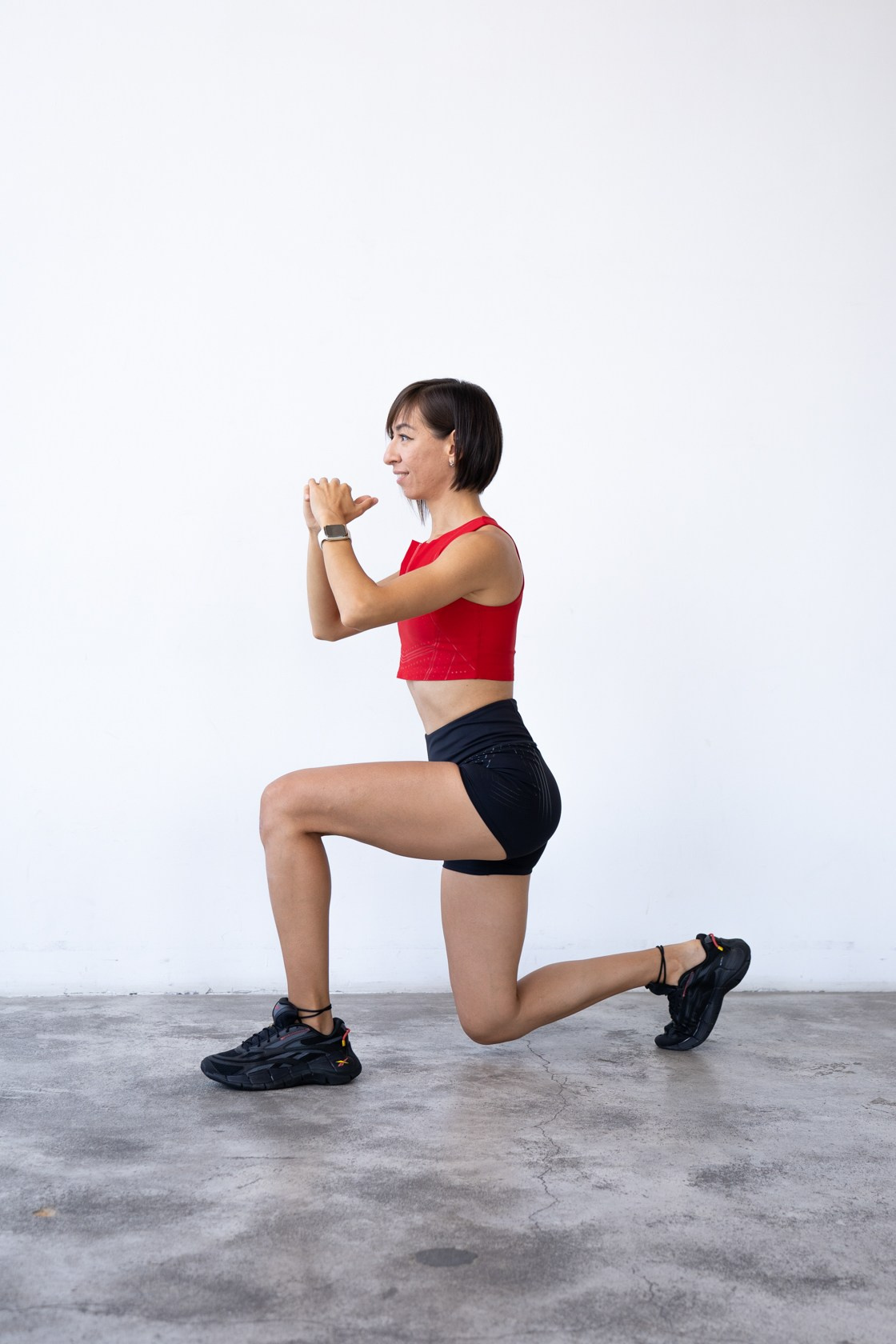 фотосессия для тренера по фитнесу в студии