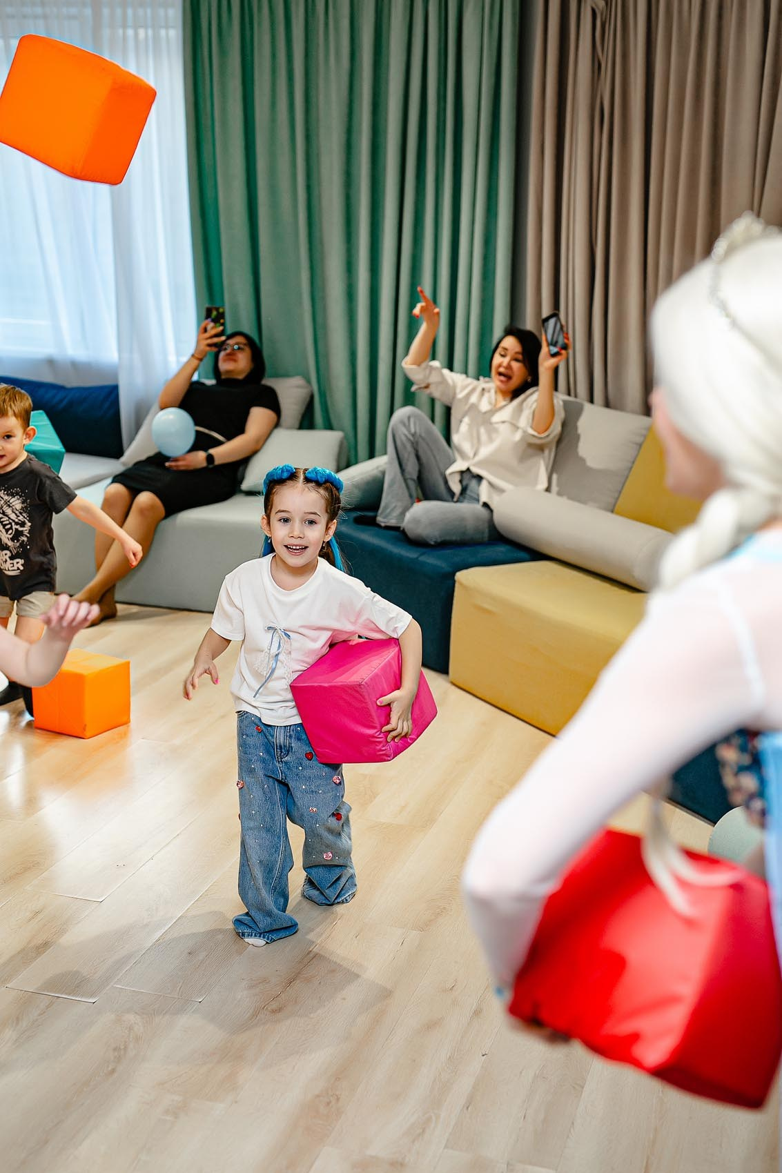 Детский фотограф Александр Степанов Владивосток. Владивосток семейный фотограф Александр Степанов