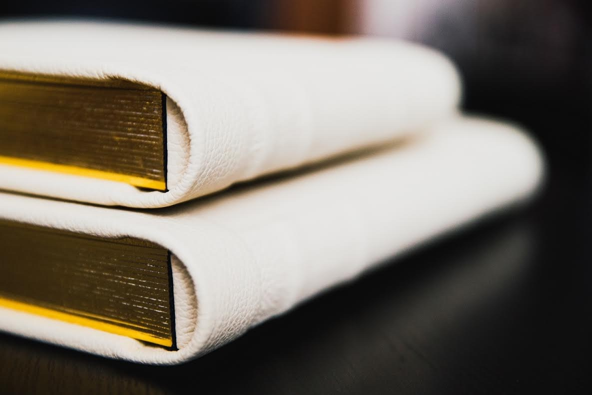 Сертификаты и фотокниги. Семейный, портретный и свадебный фотограф в Санкт-Петербурге и Москве