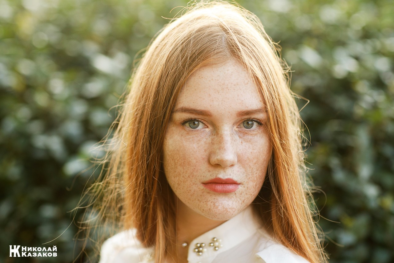 Портретная фотосесия в Санкт-Петербурге. Фотосет в Питере для девушки.