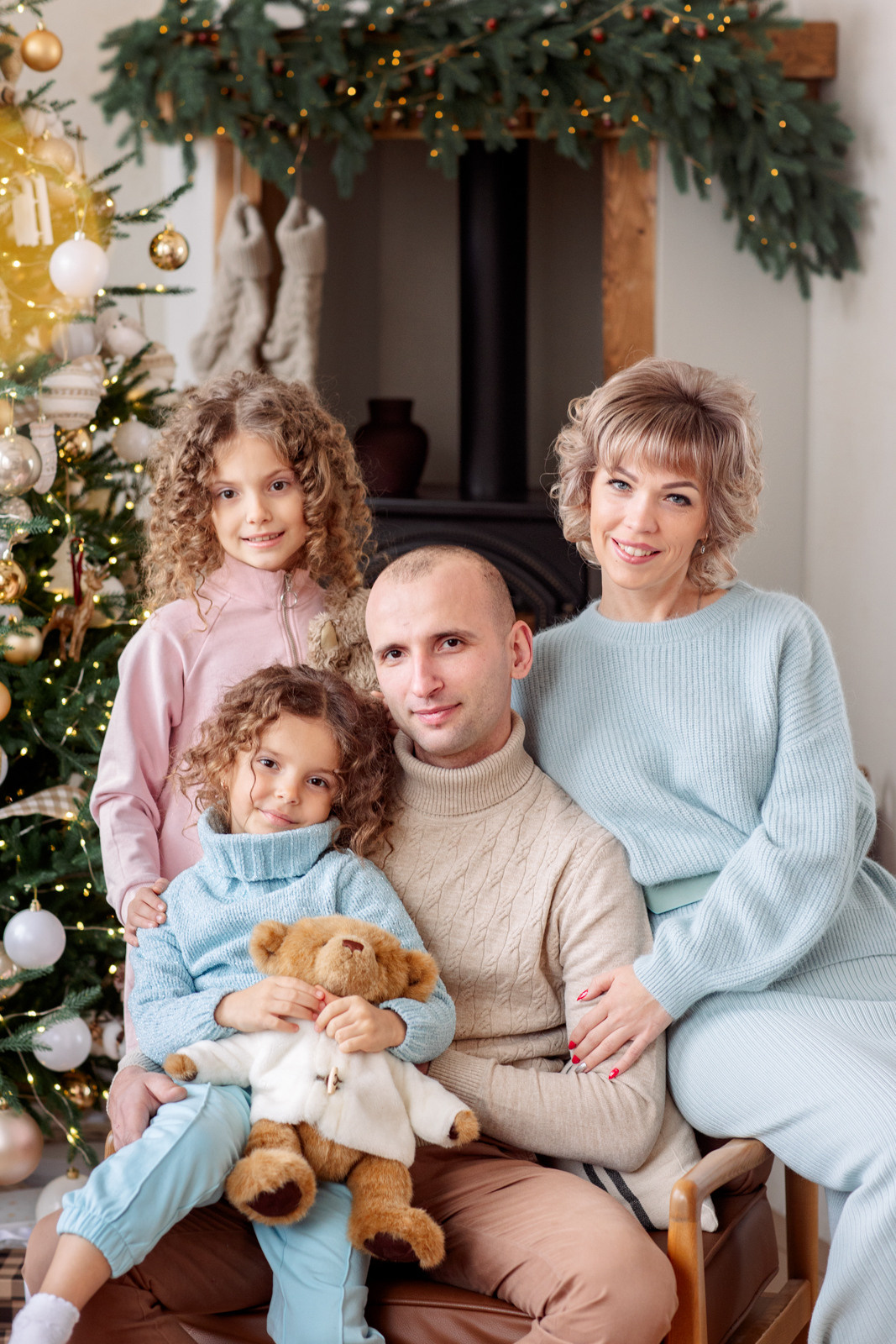 Новогодняя семейная фотосессия. Студия Мускат. Семейный и детский фотограф в Пензе Анна Михайлова