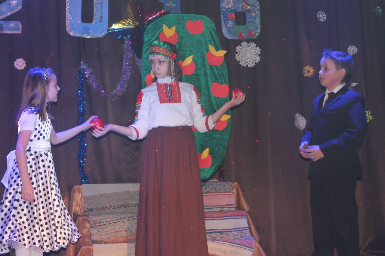 Новогодние приключения Маши и Вити