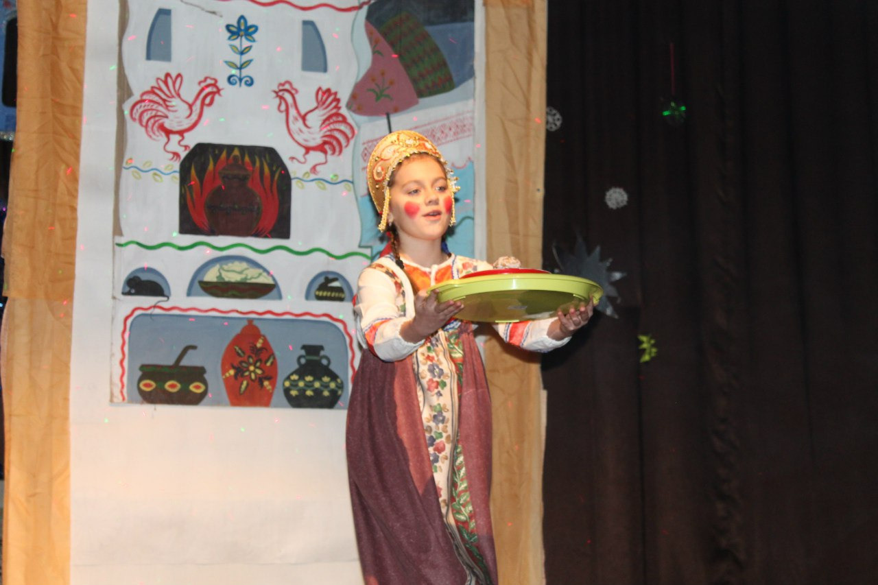 Новогодние приключения Маши и Вити