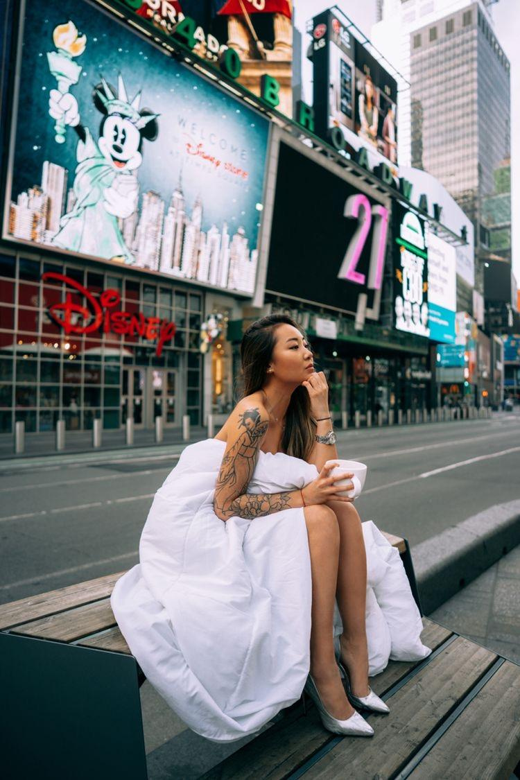 Референсы: прогулка — женский портрет. Креатор Ольга Яш