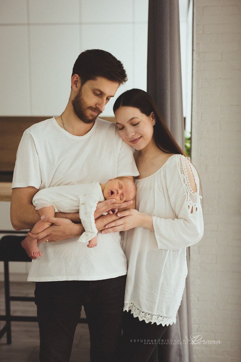 Фотосессия дома с новорожденным. Фотограф новорожденных в Магнитогорске Ксюша Борисова
