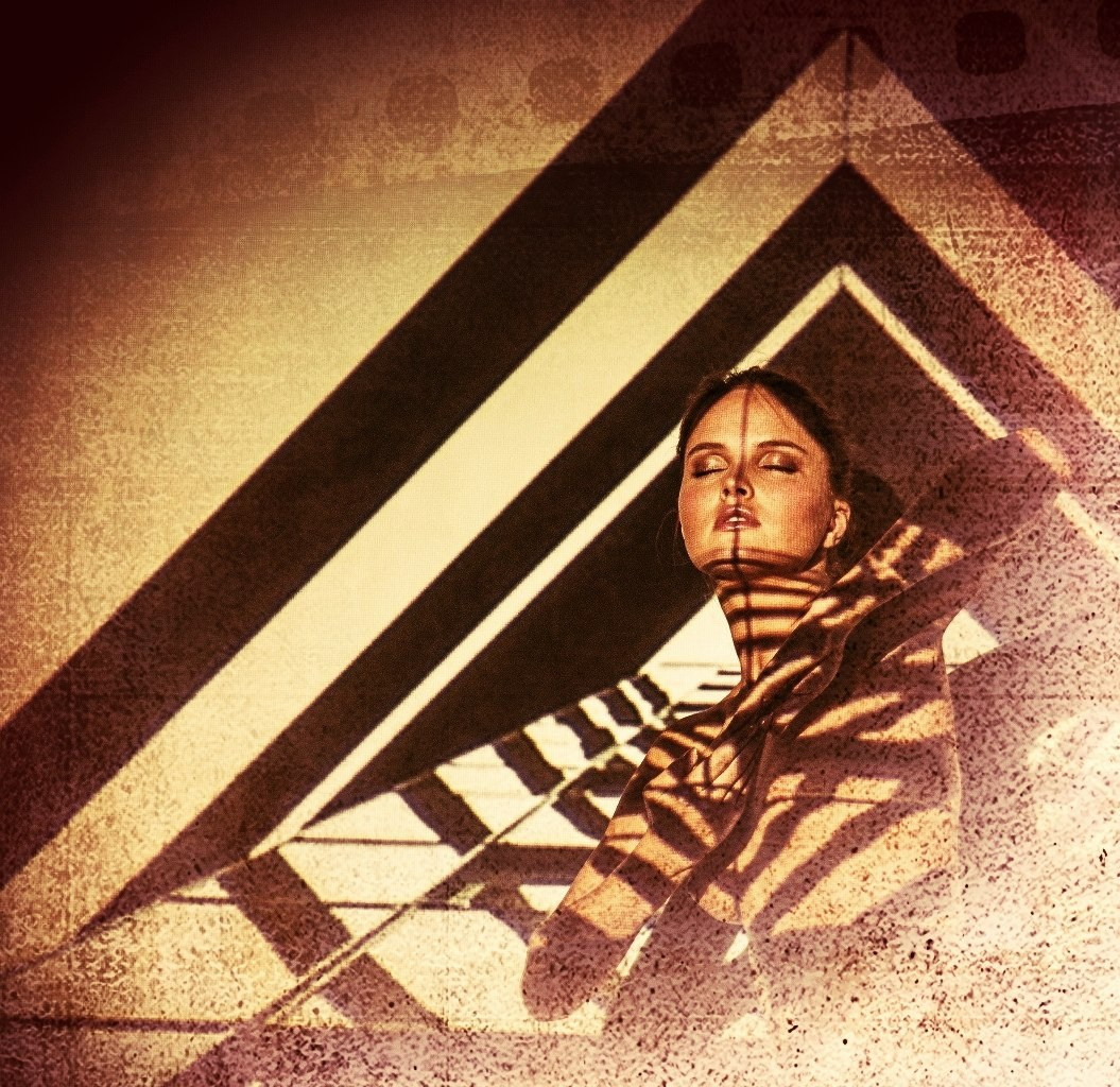 Контакты. Фотограф в Красноярске. Портреты, семья, прогулки по городу и ваши праздники