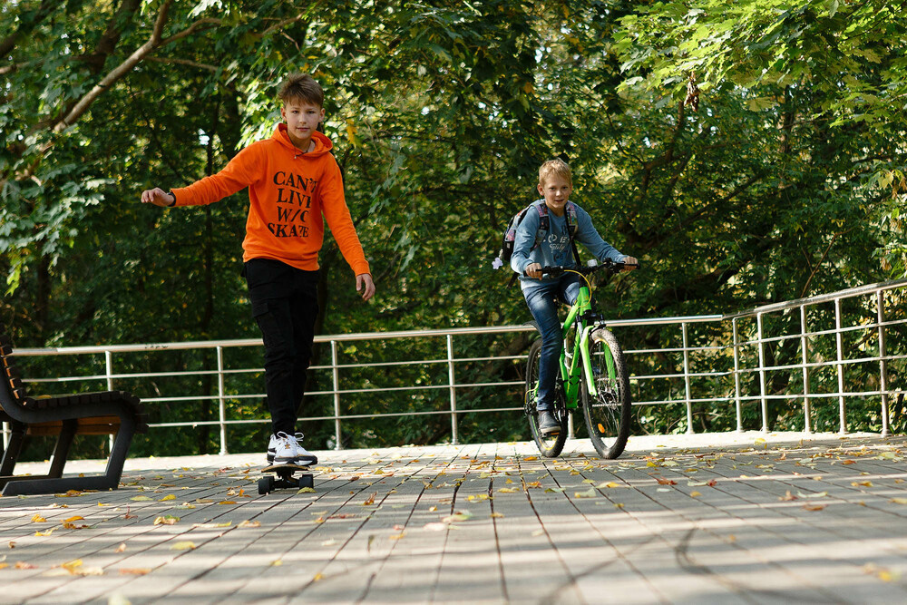 Прогулка в парке. Классный фотограф, по мнению школьников