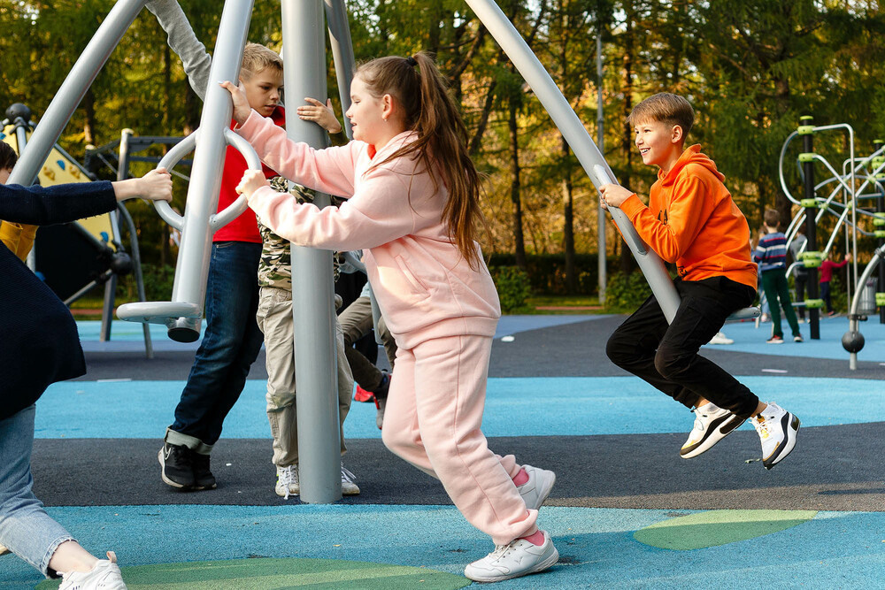 Прогулка в парке. Классный фотограф, по мнению школьников