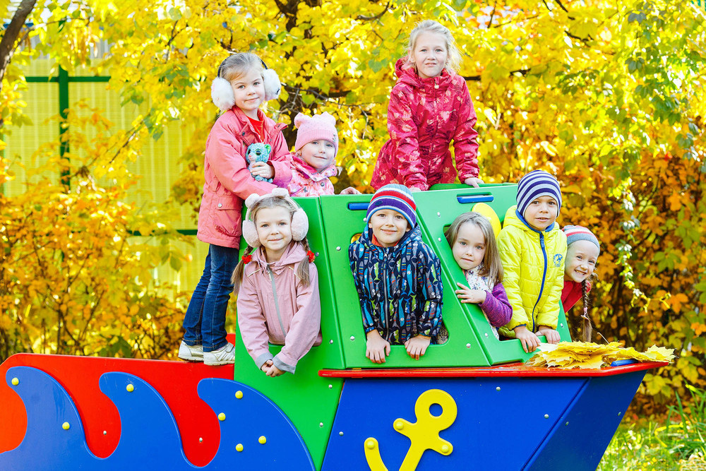 Осенняя фотосессия в детском саду и школе. Классный фотограф, по мнению школьников