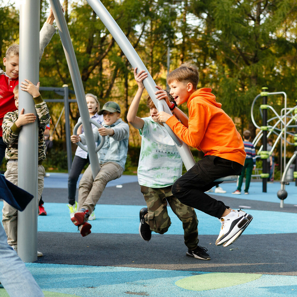 Прогулка в парке. Классный фотограф, по мнению школьников