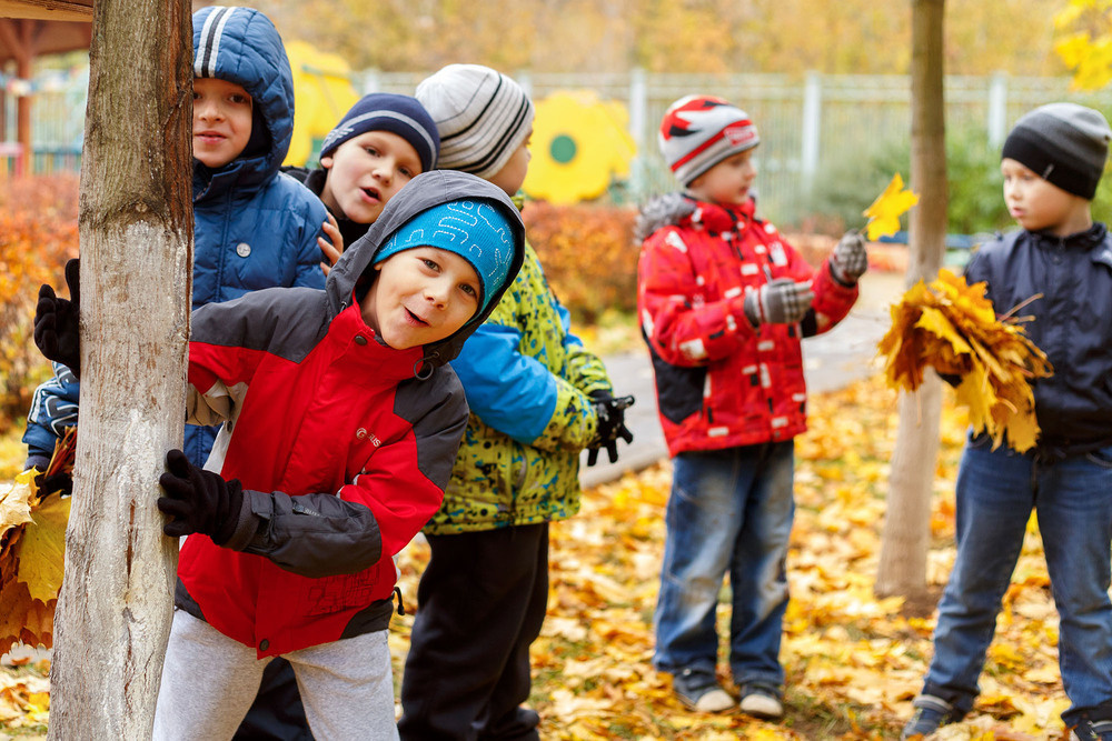 Осенняя фотосессия в детском саду и школе. Классный фотограф, по мнению школьников