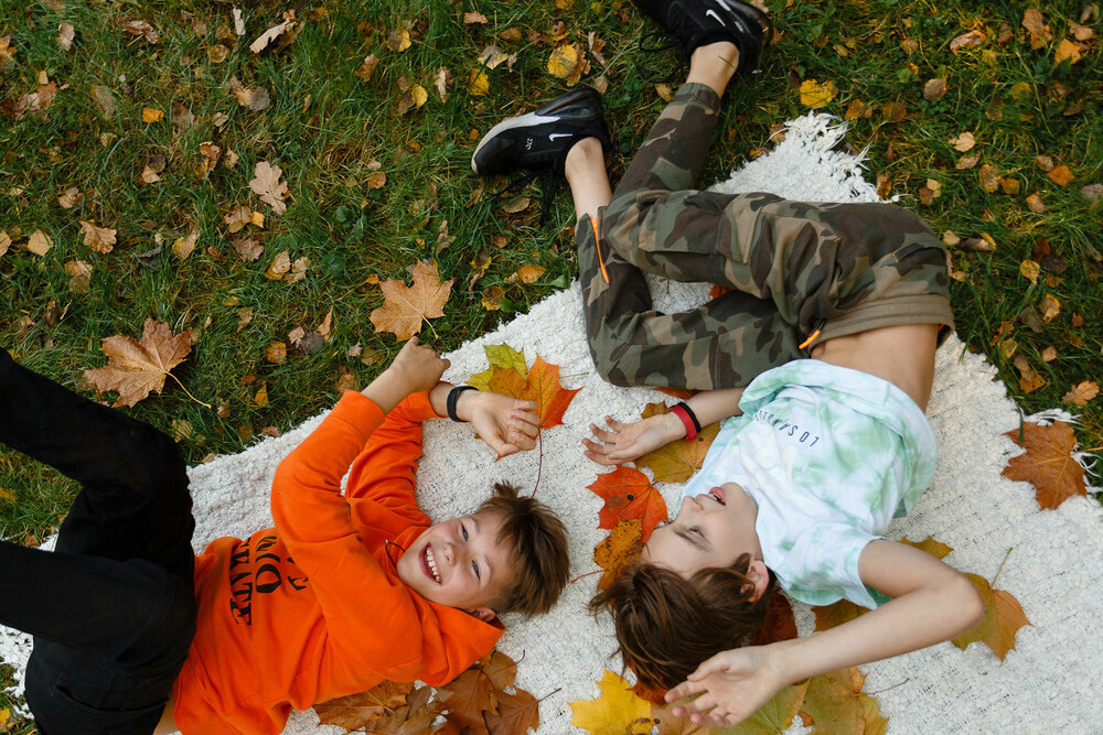 Прогулка в парке. Классный фотограф, по мнению школьников