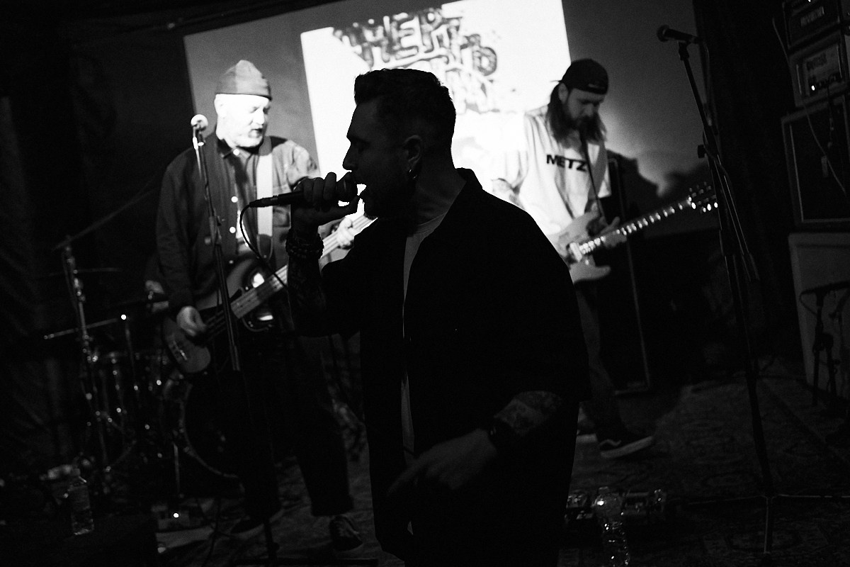 Сожитель, Смерть На Пляже, Линия Бикини, Выродок, Мразь. Иван Кобяков