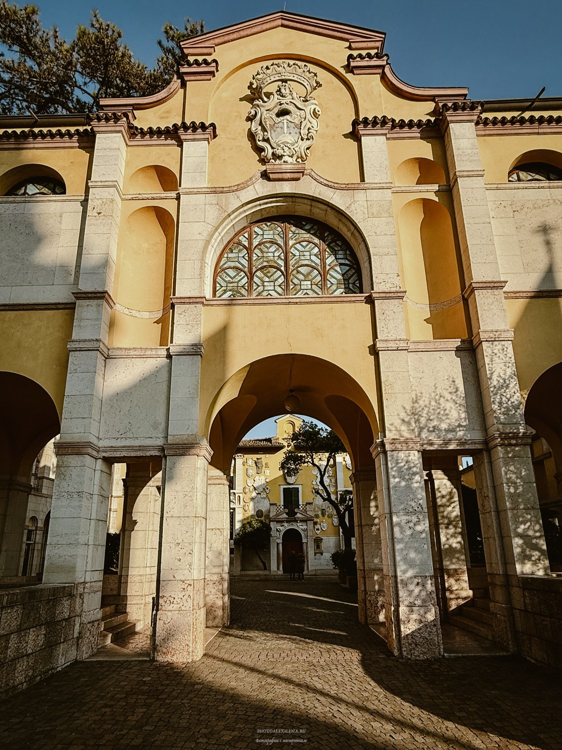 Vittoriale degli Italiani-Бывшая резиденция Габриеле Д’Аннунцио. Авторские стильные фотокартины