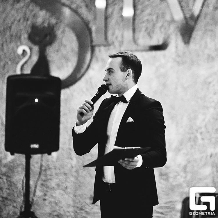 Ведущий мероприятий Борис Третьяк