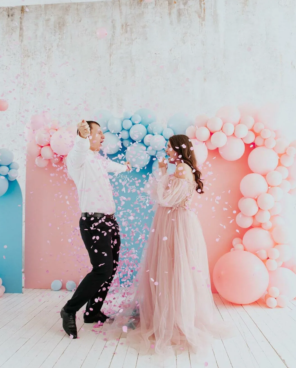 Гендер пати шары gender party balloons balon za otvaranje pola. Шары с гелием, фотозоны Нови Сад Белград. Balone i dekoracije od balona Novi Sad Beograd