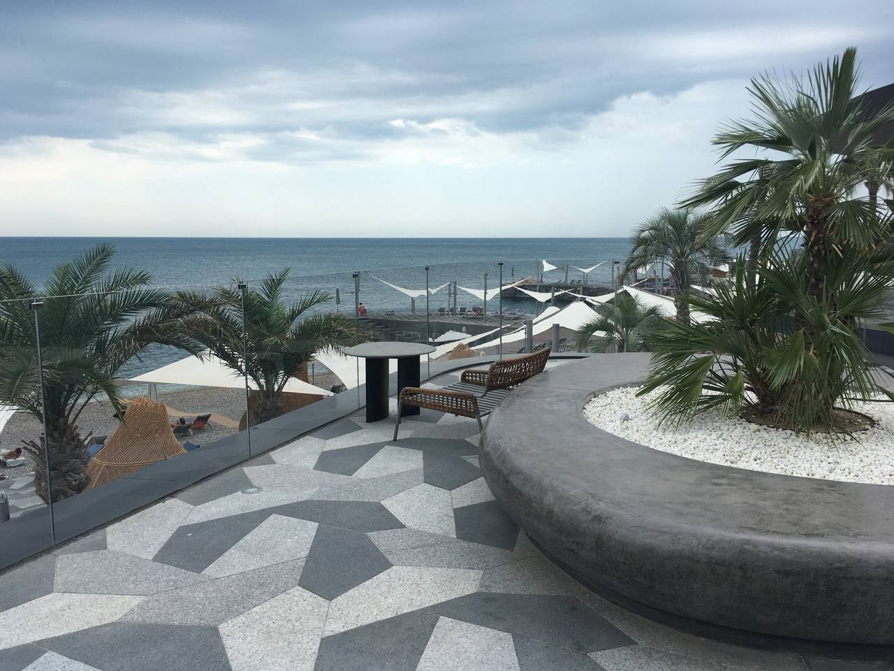 Локации для фотосессии в Ялте. Профессиональная фотосъемка в Крыму. Натуральные эмоции и живые кадры. Забронируйте дату прямо сейчас!