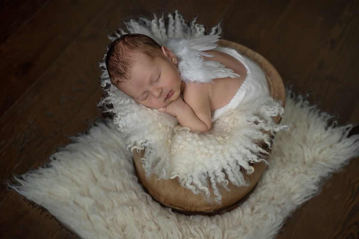 ангелочек образ для новорождённого в фотосессии