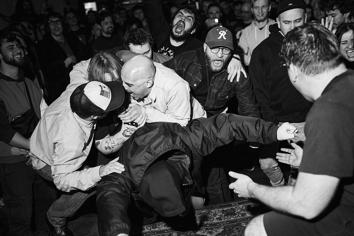 Сожитель, Смерть На Пляже, Линия Бикини, Выродок, Мразь. Иван Кобяков