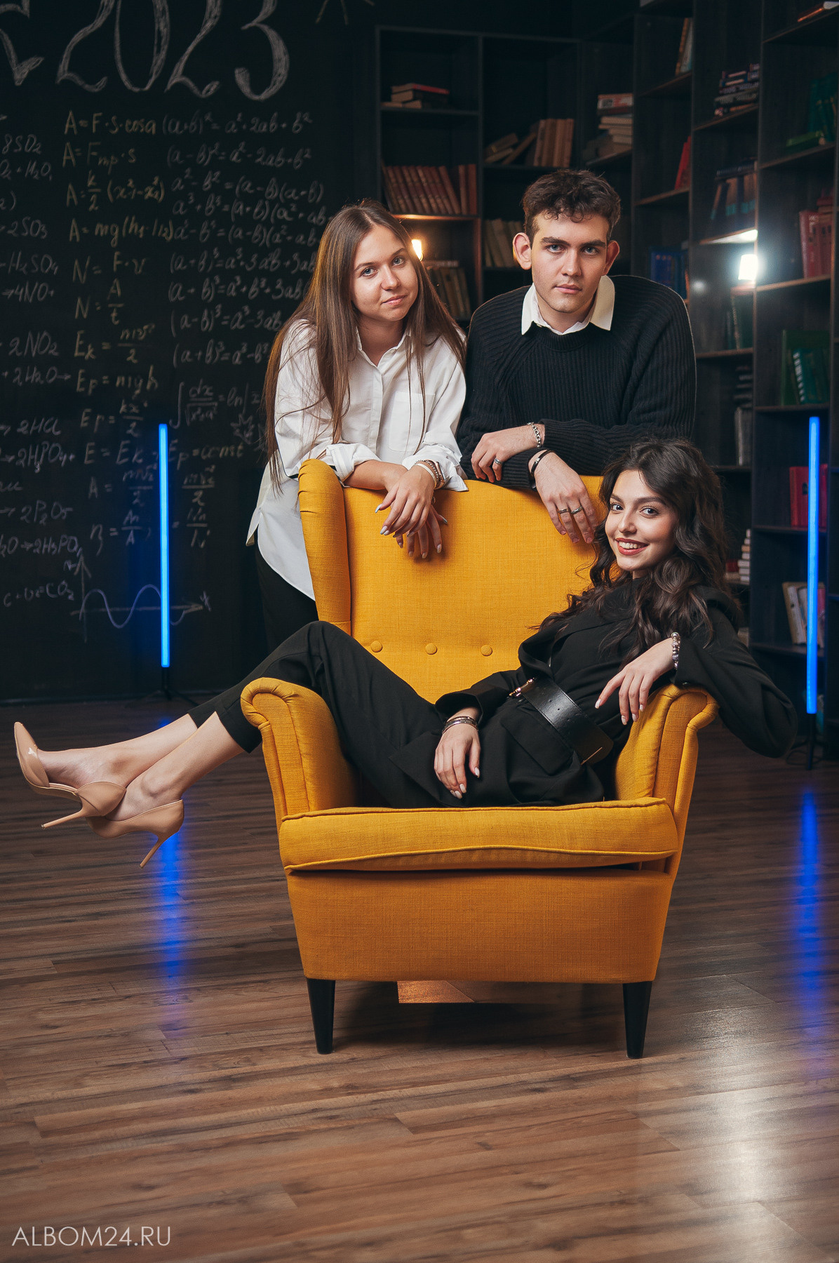 Съемка на выпускной альбом Гимназия № 2, 11"Б» класс. Выпускные альбомы и фотосъемка в Красноярске