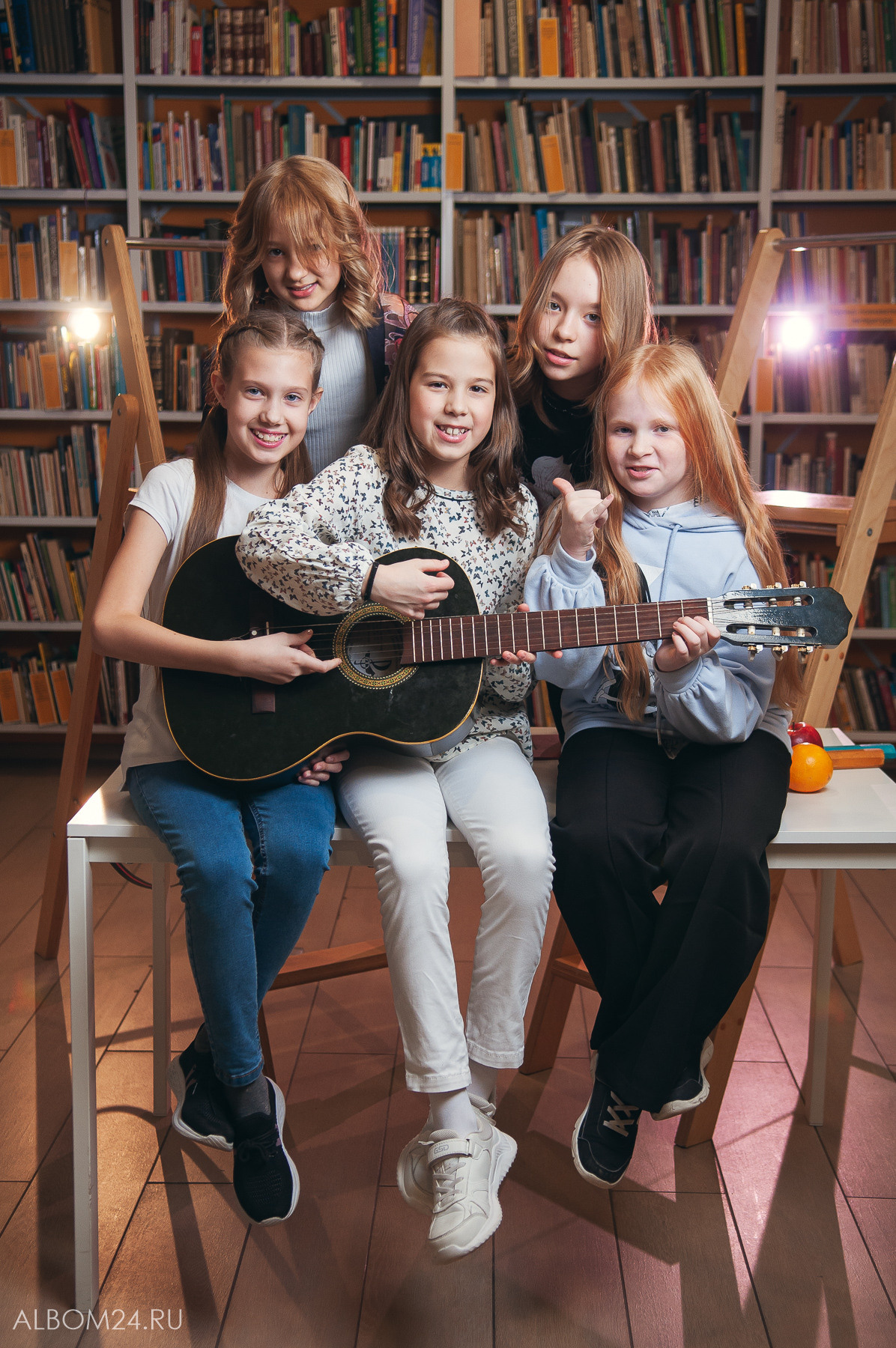 Съемка на выпускной альбом Школа № 151 4В класс. Выпускные альбомы и фотосъемка в Красноярске