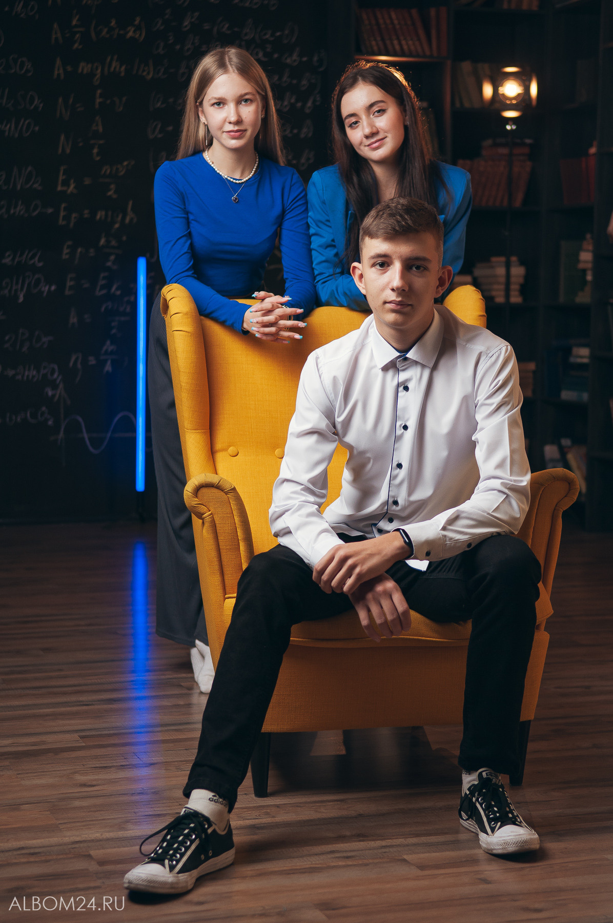 Съемка на выпускной альбом Гимназия № 2, 11"Б» класс. Выпускные альбомы и фотосъемка в Красноярске
