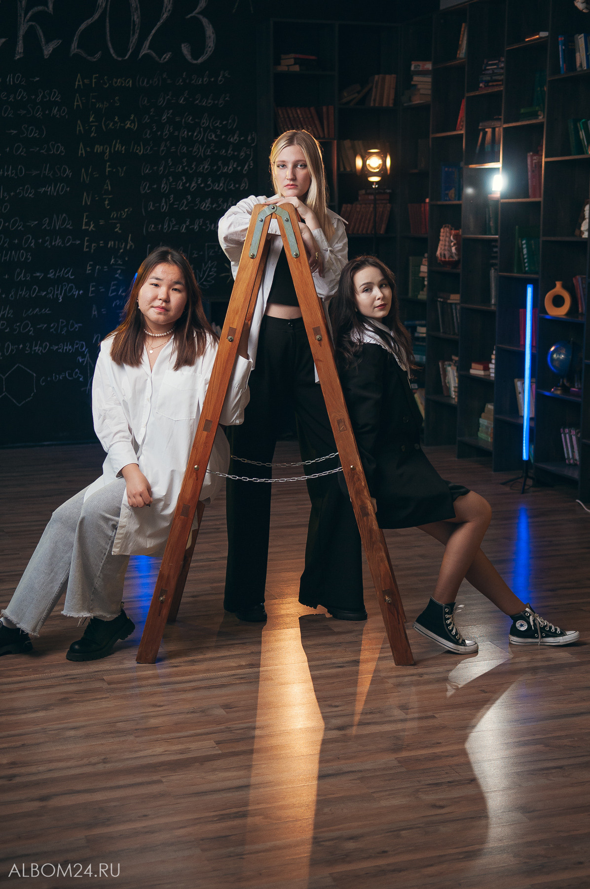 Съемка на выпускной альбом Гимназия № 2, 11"Б» класс. Выпускные альбомы и фотосъемка в Красноярске