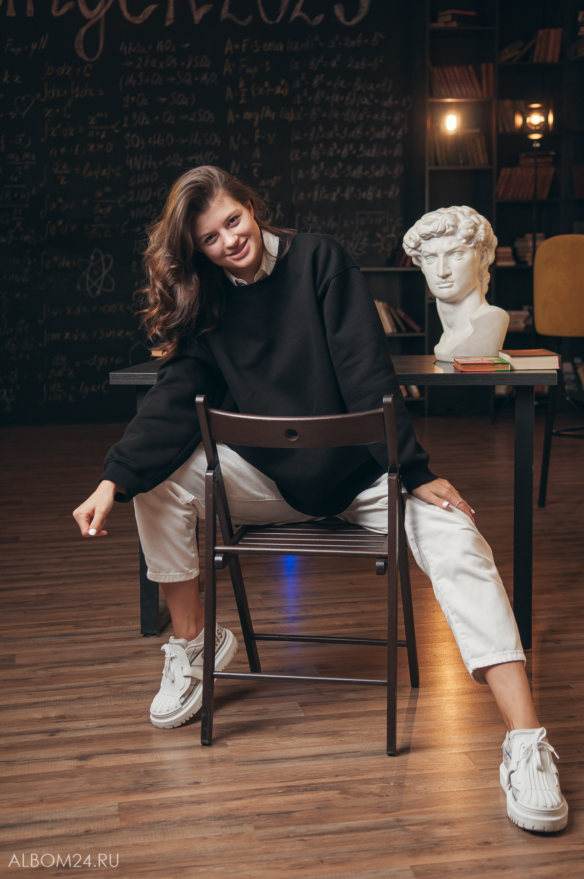 Съемка на выпускной альбом Гимназия № 2, 11"Б» класс. Выпускные альбомы и фотосъемка в Красноярске