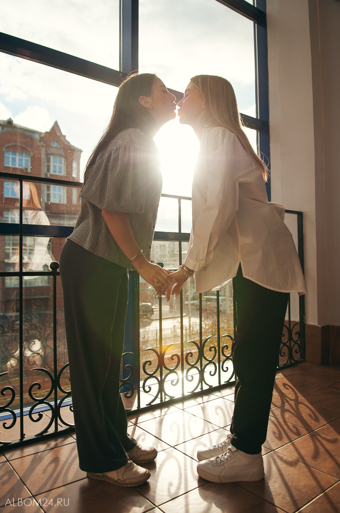 Съемка на выпускной альбом Гимназия № 2, 11"Б» класс. Выпускные альбомы и фотосъемка в Красноярске