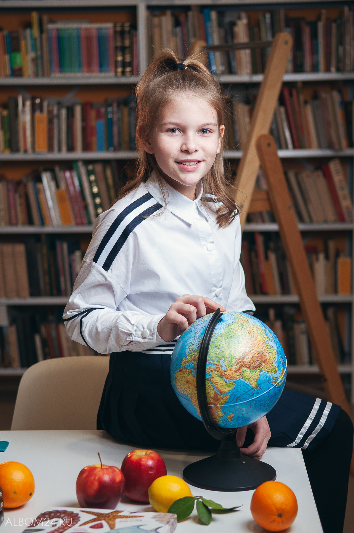 Съемка на выпускной альбом Школа № 151 4В класс. Выпускные альбомы и фотосъемка в Красноярске