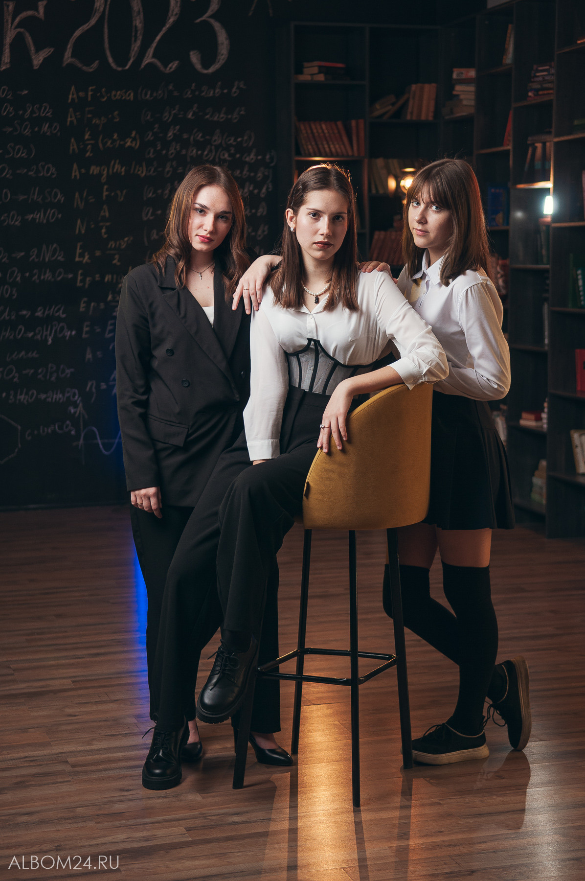 Съемка на выпускной альбом Гимназия № 2, 11"Б» класс. Выпускные альбомы и фотосъемка в Красноярске