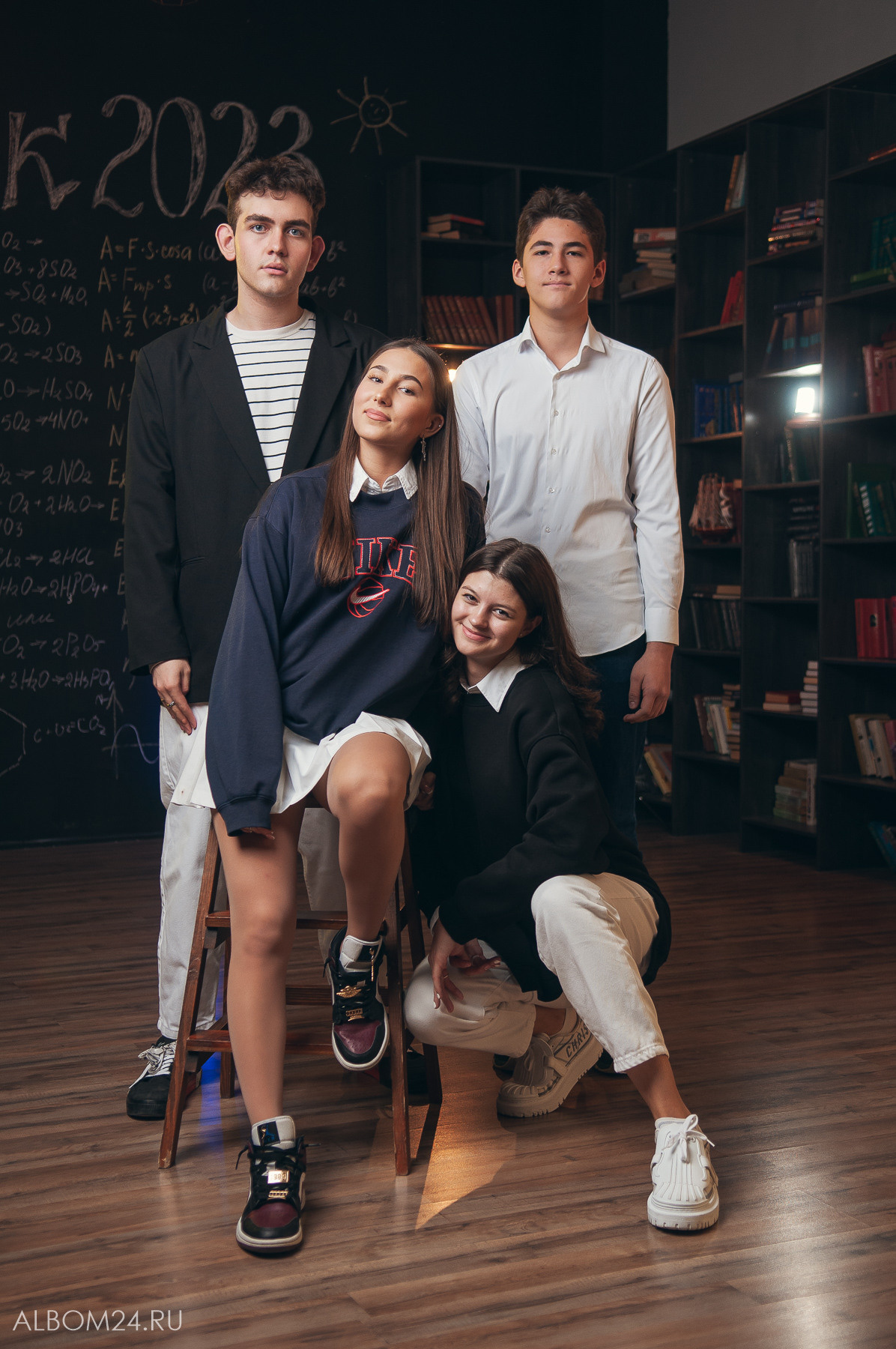 Съемка на выпускной альбом Гимназия № 2, 11"Б» класс. Выпускные альбомы и фотосъемка в Красноярске