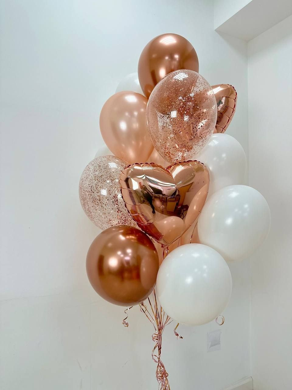 Dostava balona Novi Sad Dostava balona Beograd. Шары с гелием, фотозоны Нови Сад Белград. Balone i dekoracije od balona Novi Sad Beograd