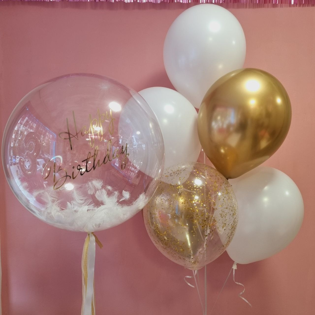 Odalazak iz porodilista prodavnica balona Novi Sad prodavnica balona Beograd. Шары с гелием, фотозоны Нови Сад Белград. Balone i dekoracije od balona Novi Sad Beograd