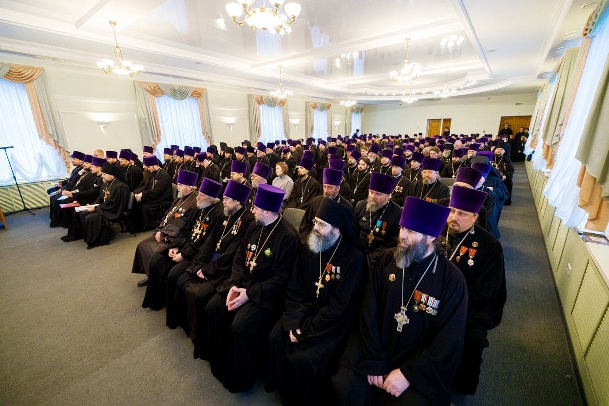 МИТРОПОЛИТ ИГНАТИЙ ВОЗГЛАВИЛ ЕЖЕГОДНОЕ ЕПАРХИАЛЬНОЕ СОБРАНИЕ ДУХОВЕНСТВА САРАТОВСКОЙ ЕПАРХИИ. Саратовское Северо-Западное благочиние